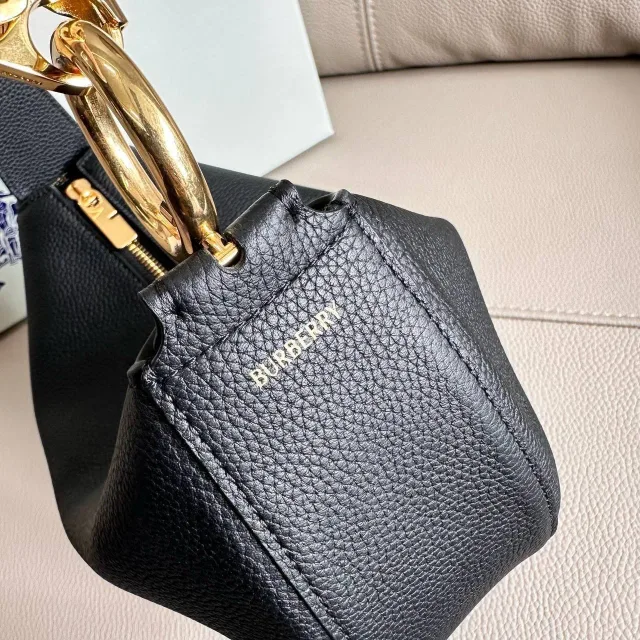 Сумка Burberry