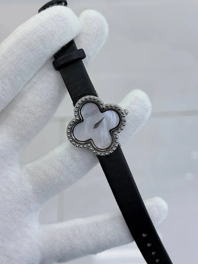 Van Cleef & Arpels Premium