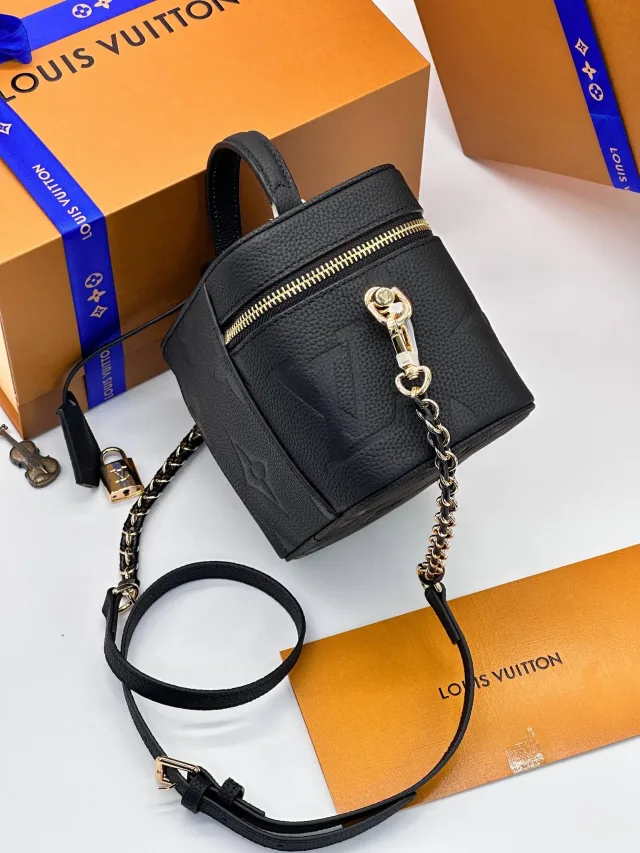 Косметичка Louis Vuitton