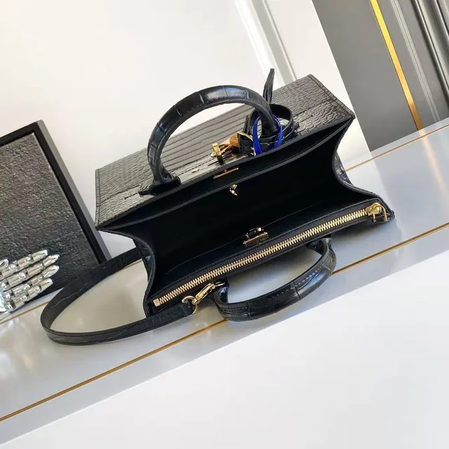 Сумка Louis Vuitton
