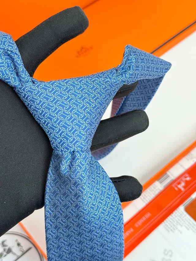 Галстук Hermes
