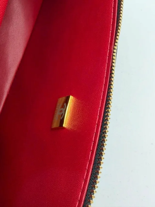 Chanel Крокодиловая