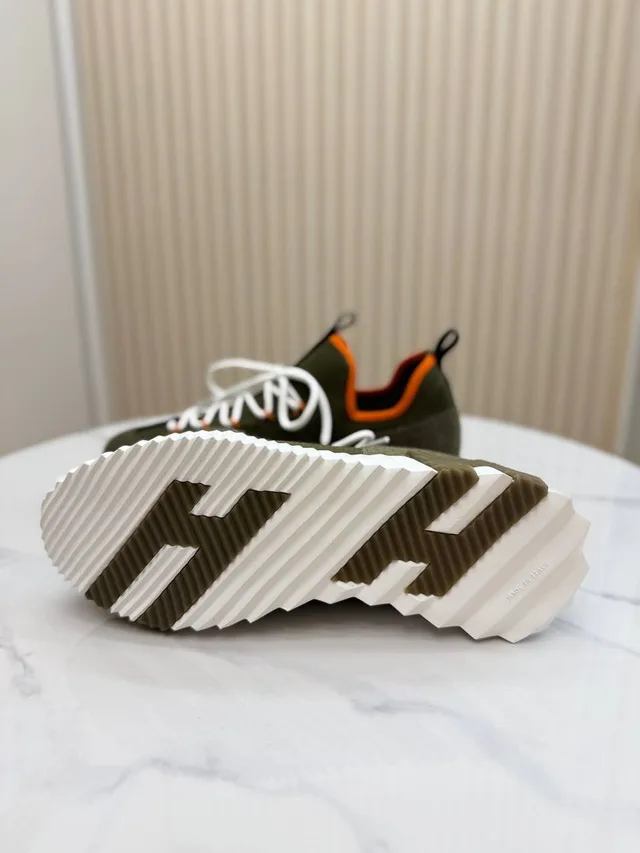 Кроссовки Hermes
