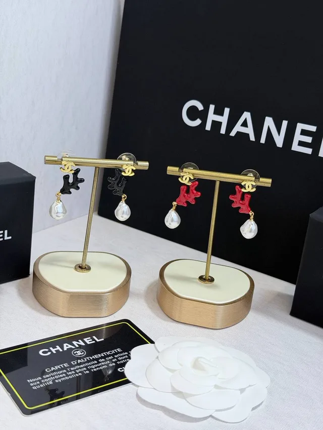 Серьги Chanel
