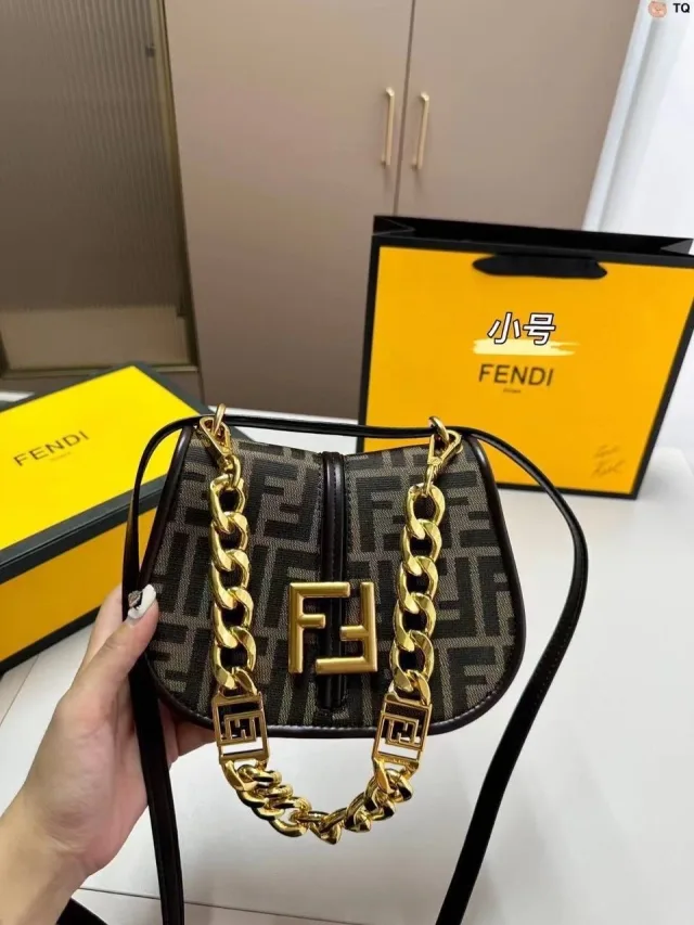 Сумка Fendi