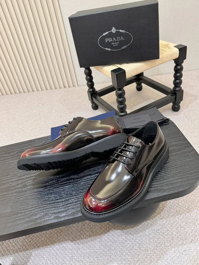 Мужская обувь от Prada