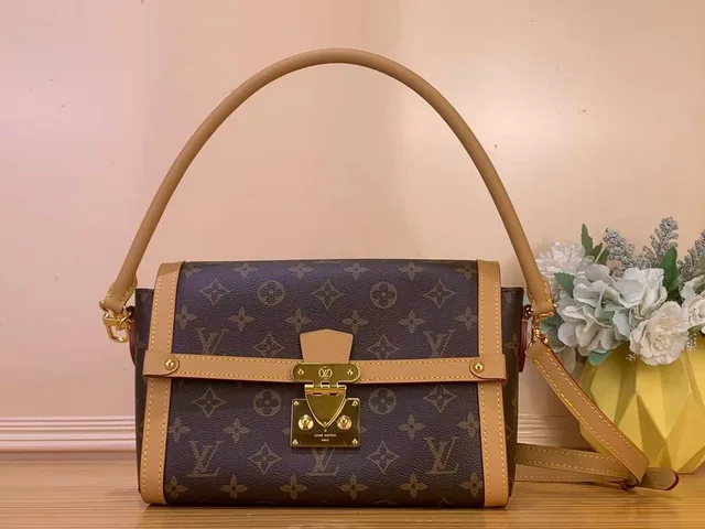 Сумка Louis Vuitton