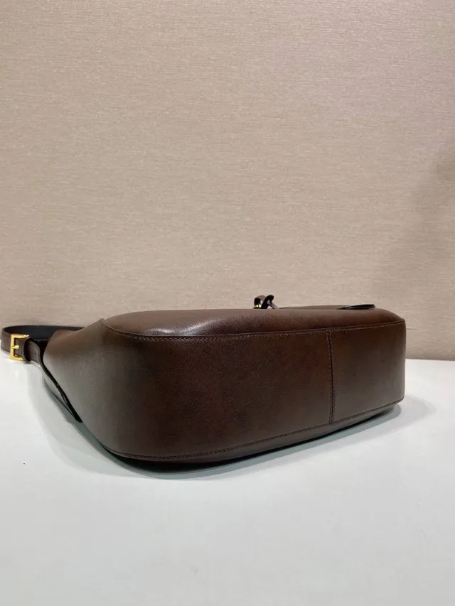 Сумка Prada