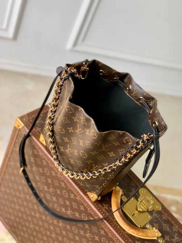 Louis Vuitton Nano Noé Trunk