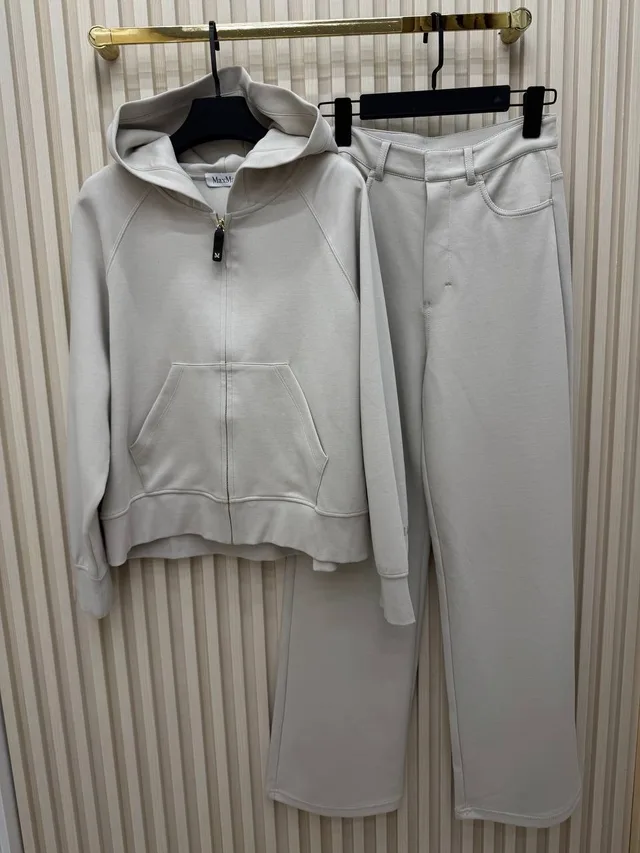Костюм MaxMara
