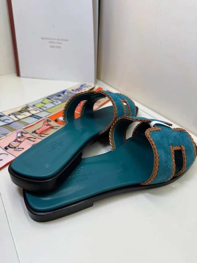 Шлепанцы Hermes