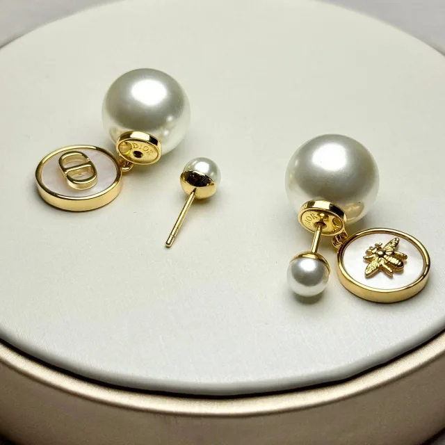 Серёжки Christian Dior