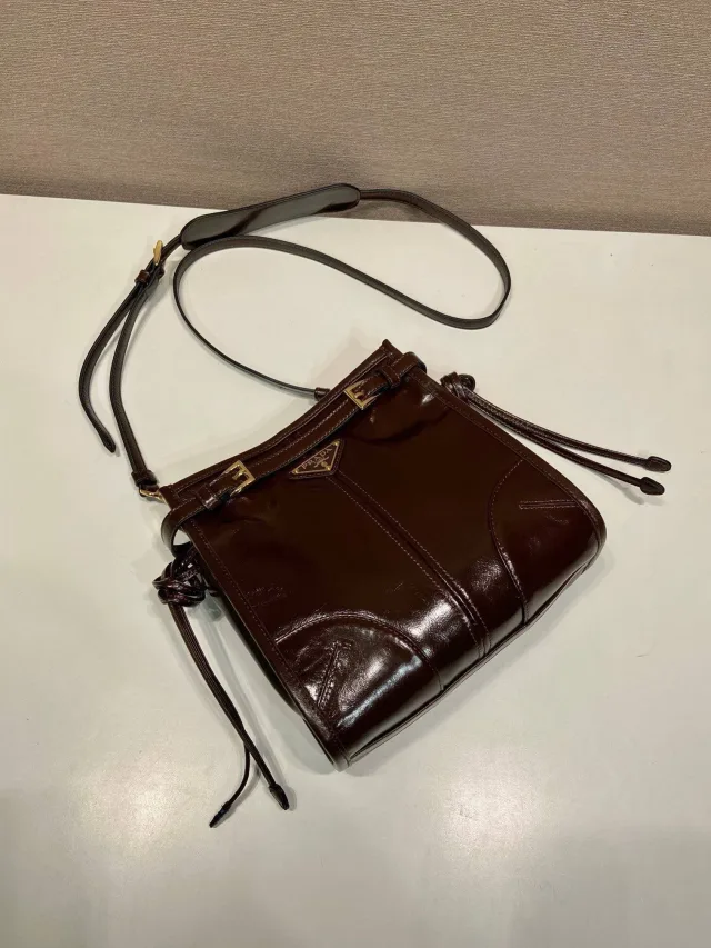 Сумка Prada