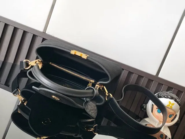 Сумка Louis Vuitton