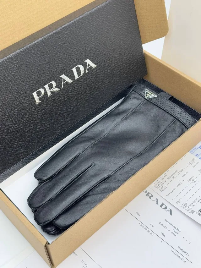 Зимние Кожанные Перчатки PRADA