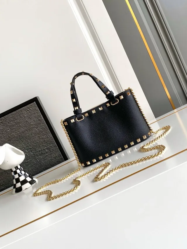 Сумка Valentino