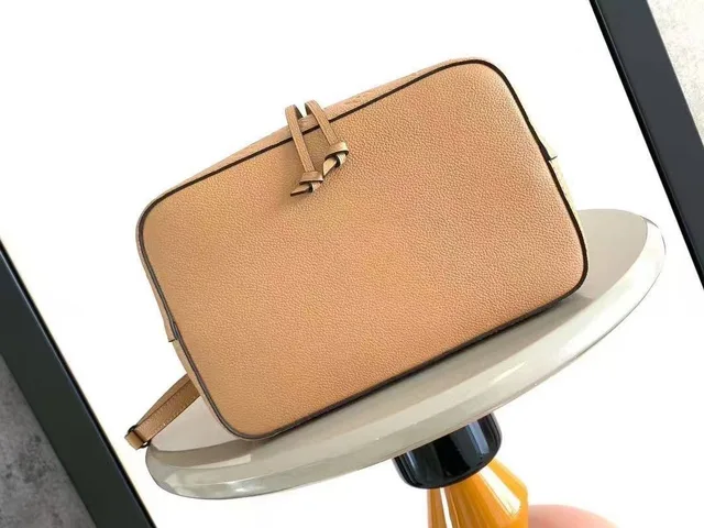 Сумка Louis Vuitton