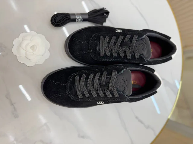 Кроссовки Chanel