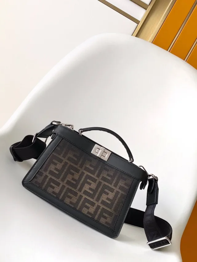Сумка Fendi