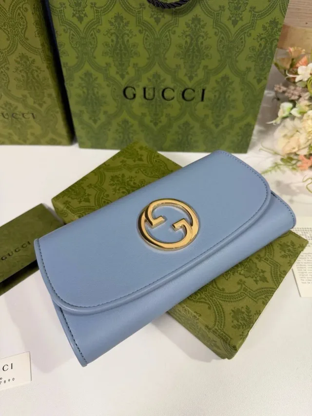 Кошелек на цепочке Gucci Blondie Continental