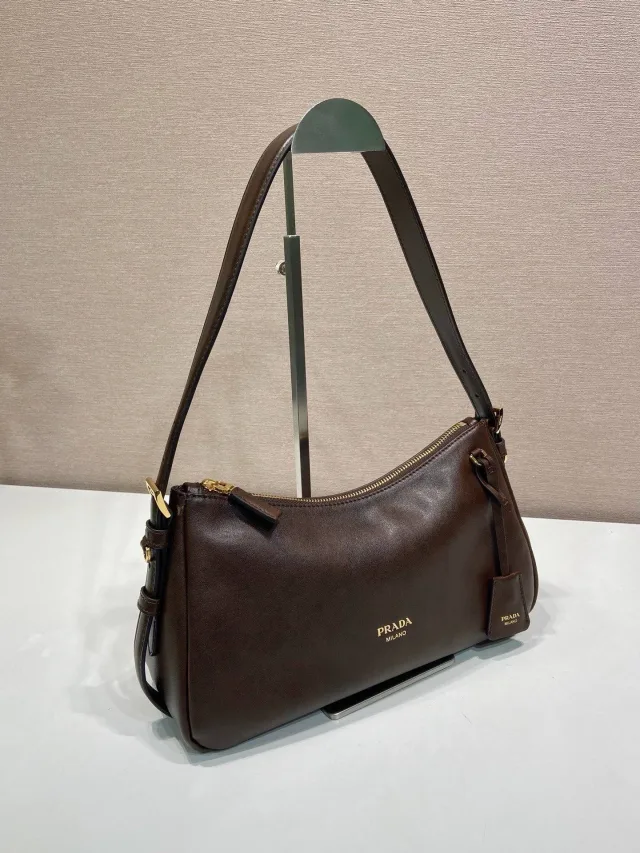 Сумка Prada