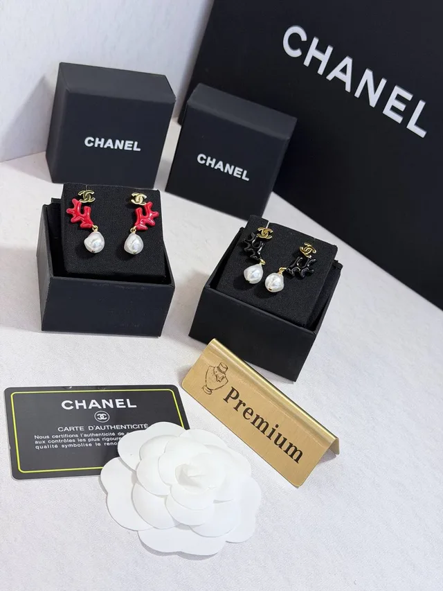 Серьги Chanel