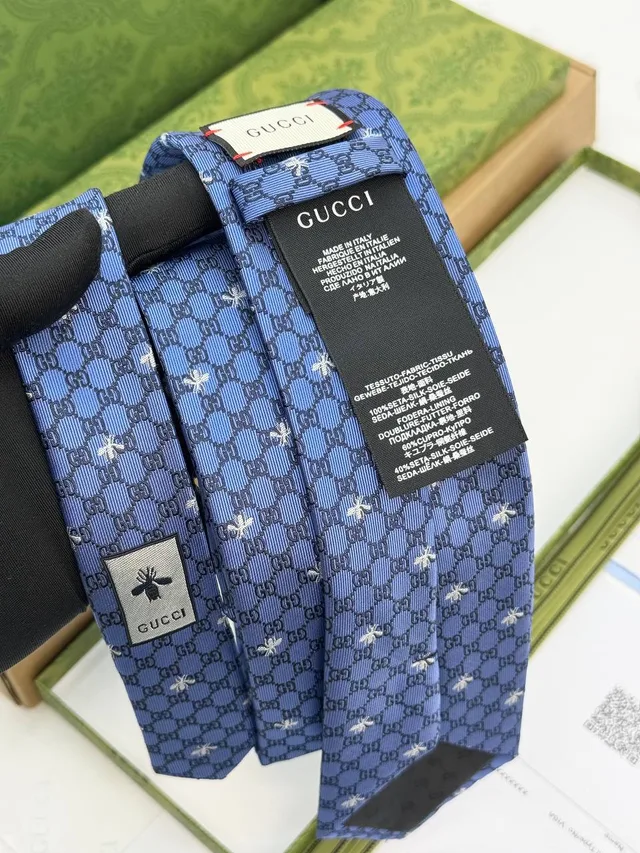 Галстук Gucci