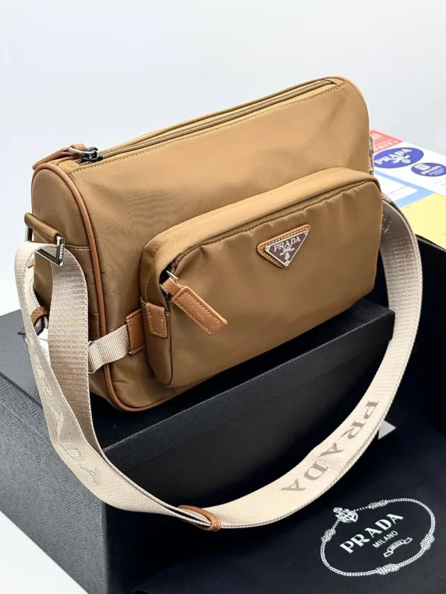 Сумка Prada