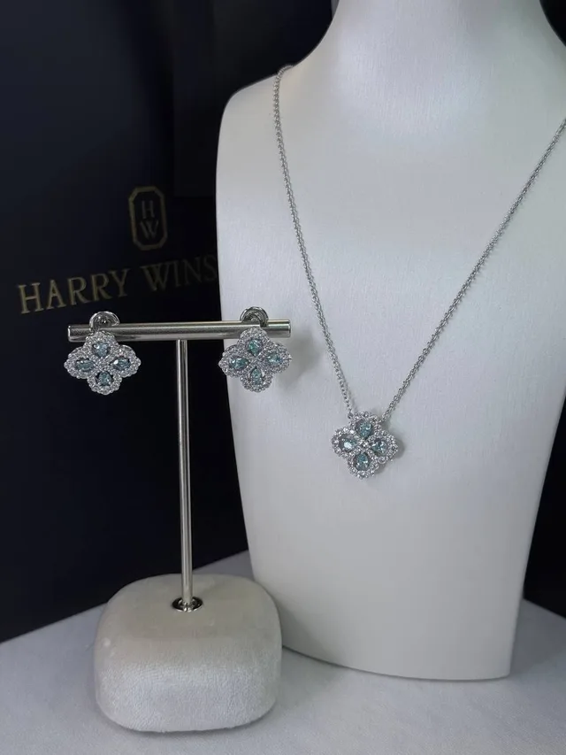 Подвеска Harry Winston