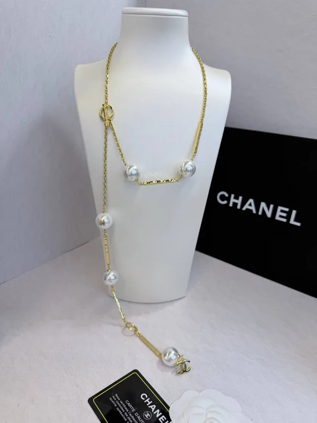 Колье chanel
