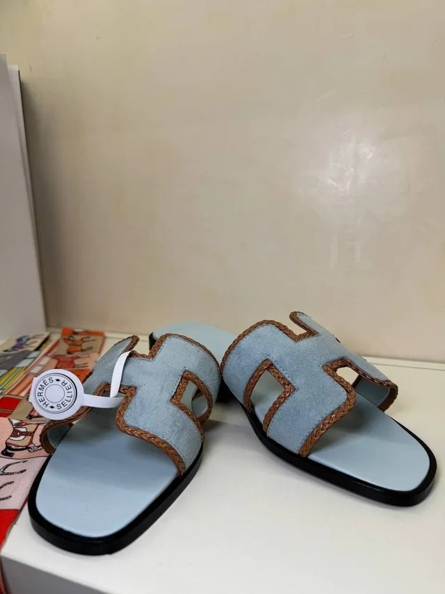 Шлепанцы Hermes