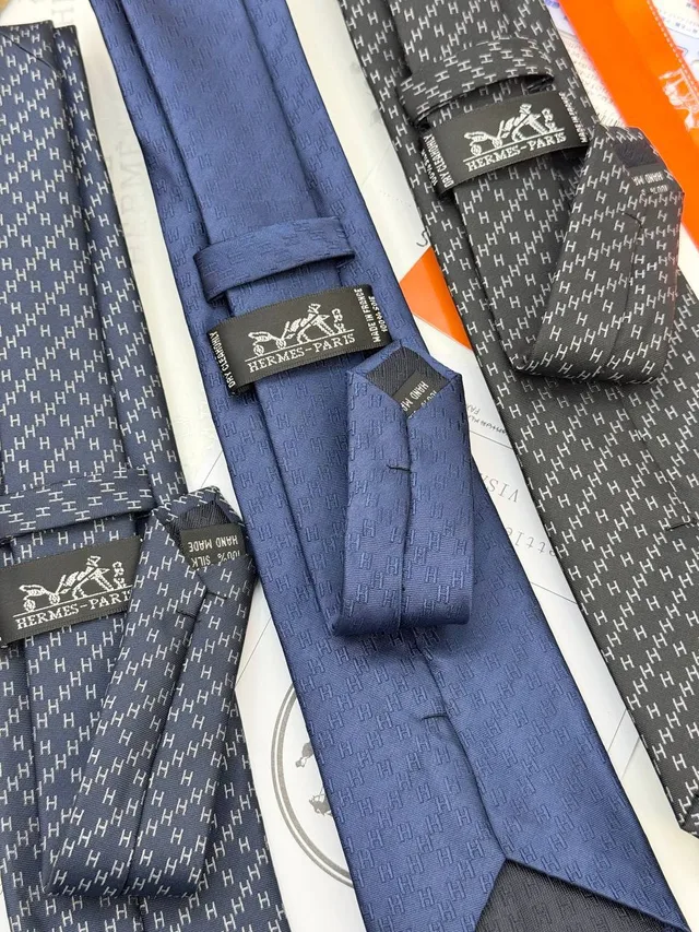 Галстук Hermes