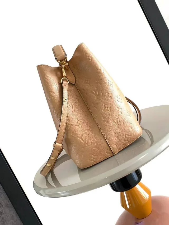 Сумка Louis Vuitton
