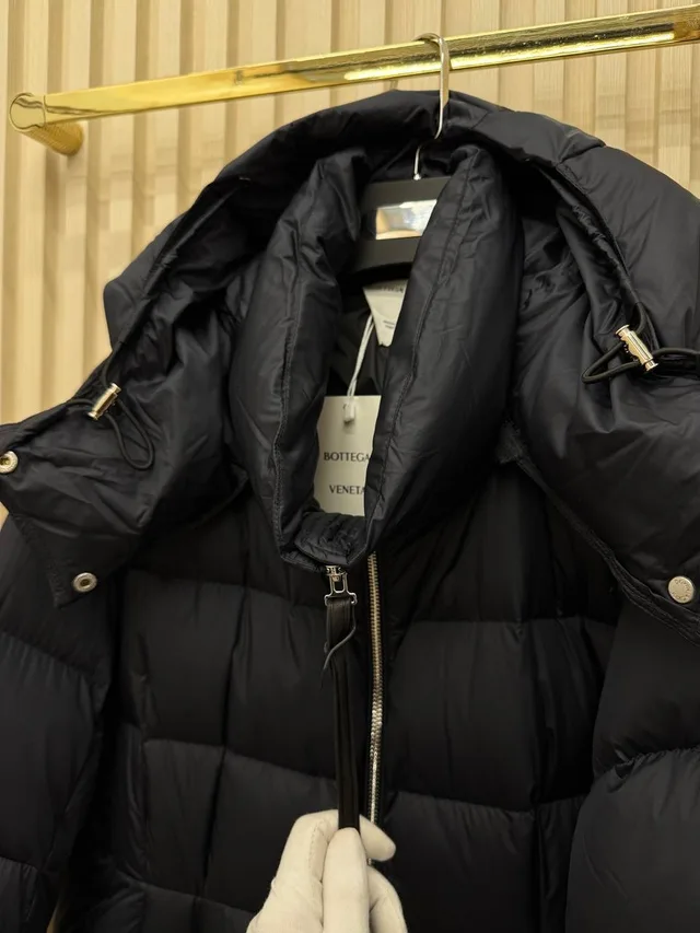 Пуховик Bottega Veneta