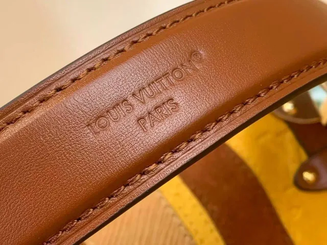 Сумка Louis Vuitton