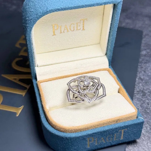 Подвеска Piaget