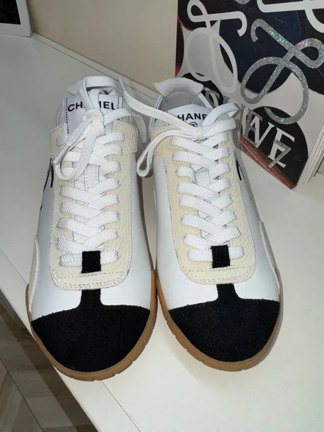 Кроссовки Chanel