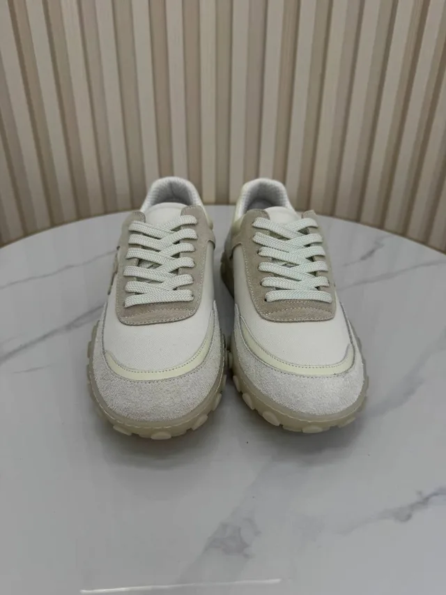 Кроссовки Chanel