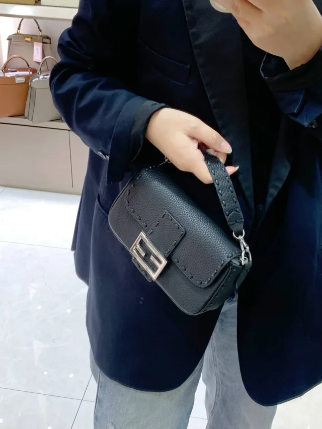 Сумка Fendi Baguette