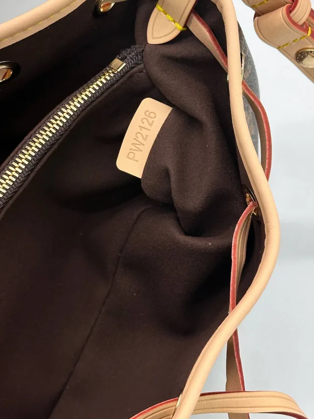 Сумка Louis Vuitton