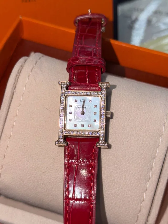 Часы HERMES