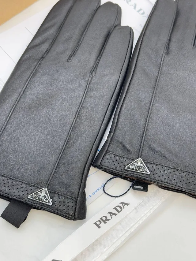 Зимние Кожанные Перчатки PRADA