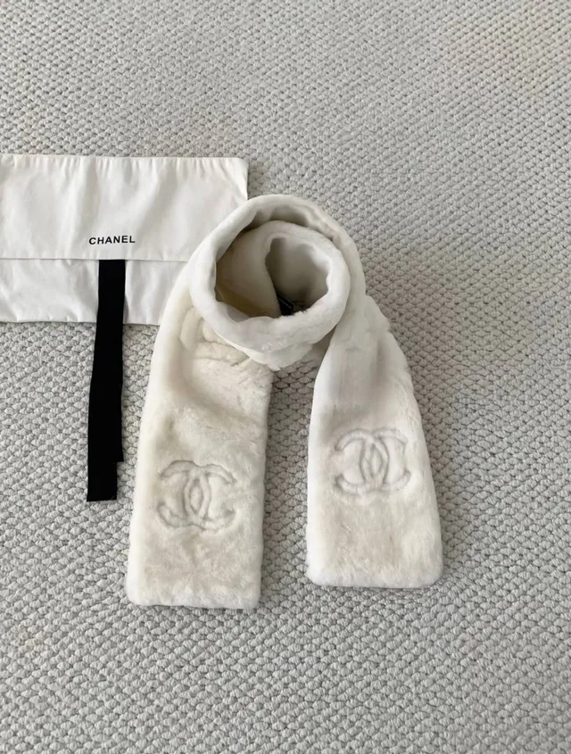Шерстяной шарф Chanel