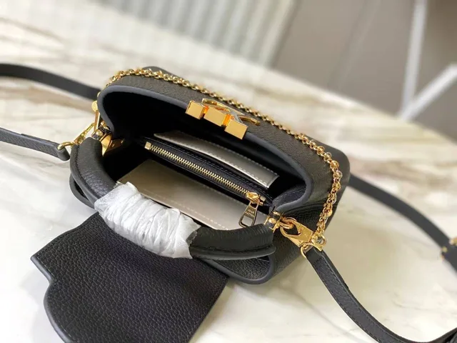 Сумка Louis Vuitton