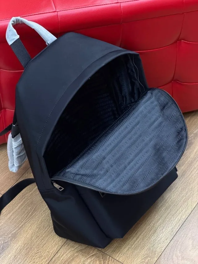 Рюкзак от Prada